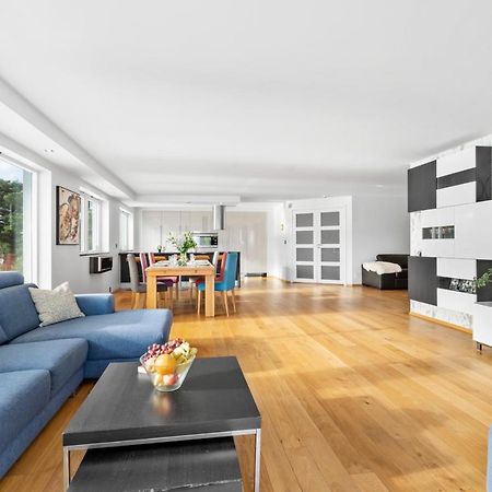 Penthouse Leilighet 200 Kvm Vakker Sjoutsikt. Apartamento Bergen Exterior foto